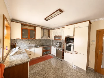 Moradia T3 para Venda em Serzedo e Perosinho