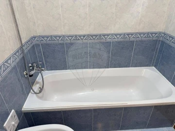 Apartamento T2 para Arrendamento em Benfica