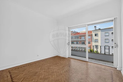 Apartamento T2 para Arrendamento em Almada, Cova da Piedade, Pragal e Cacilhas
