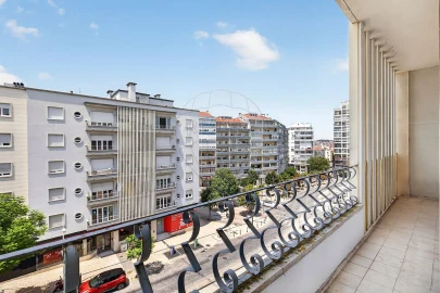 Apartamento T2 para Arrendamento em Almada, Cova da Piedade, Pragal e Cacilhas
