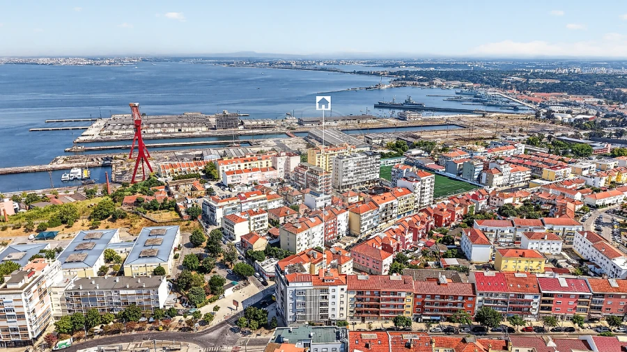 Apartamento T2 para Arrendamento em Almada, Cova da Piedade, Pragal e Cacilhas Foto 18