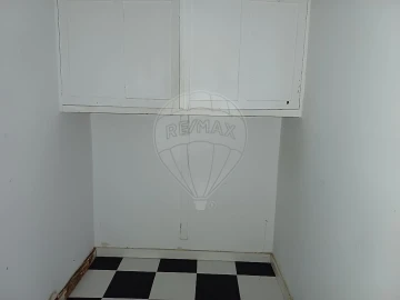 Apartamento T4 para Arrendamento em Penha de França