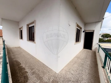 Apartamento T3 para Venda em Sobral de Monte Agraço