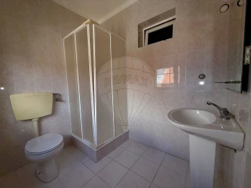 Apartamento T2 para Venda em Sobral de Monte Agraço