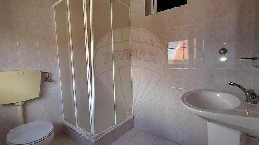 Apartamento T2 para Venda em Sobral de Monte Agraço