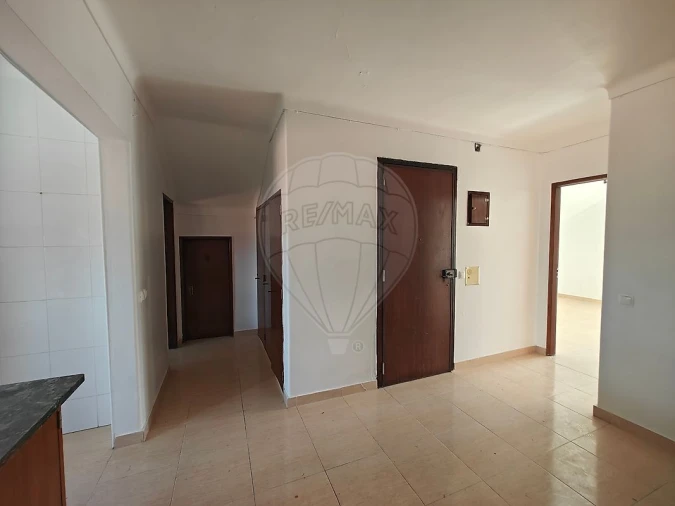 Apartamento T2 para Venda em Sobral de Monte Agraço Foto 9