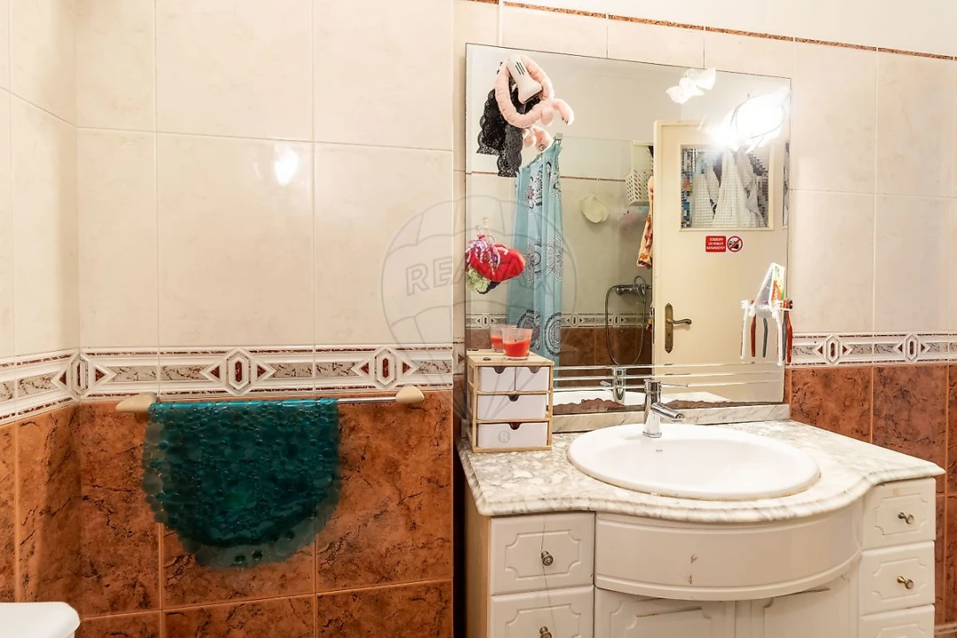 Apartamento T2 para Venda em Póvoa de Santa Iria e Forte da Casa Foto 6