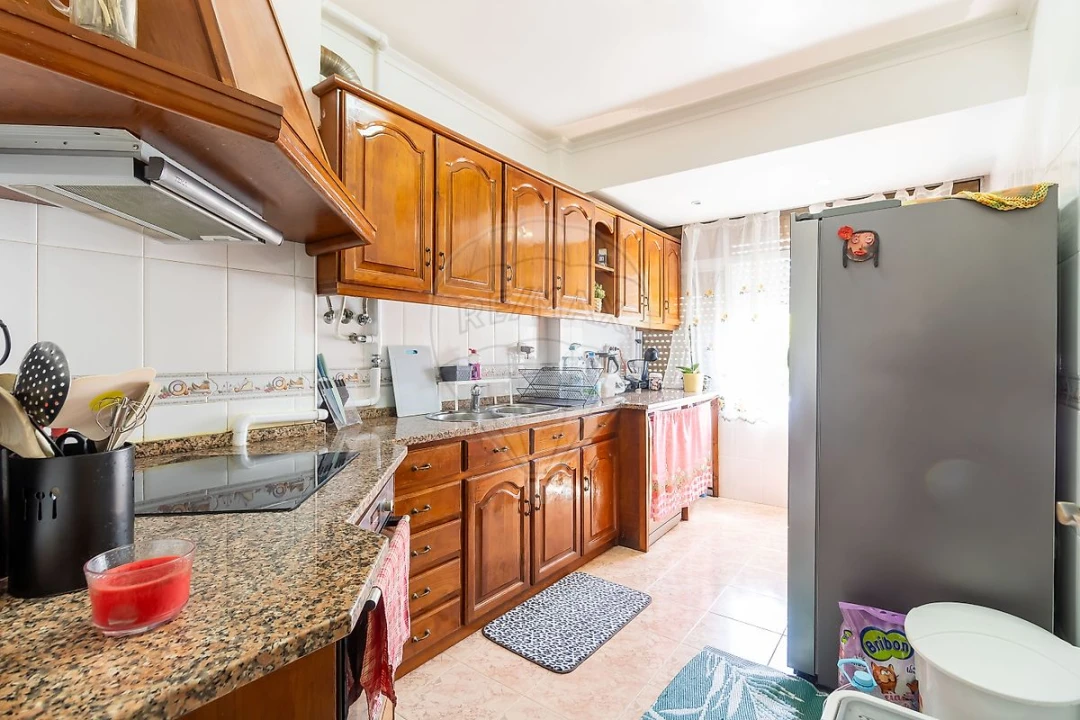 Apartamento T2 para Venda em Póvoa de Santa Iria e Forte da Casa Foto 11