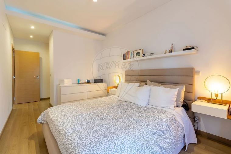 Apartamento T3 para Venda em Alverca do Ribatejo e Sobralinho Foto 9