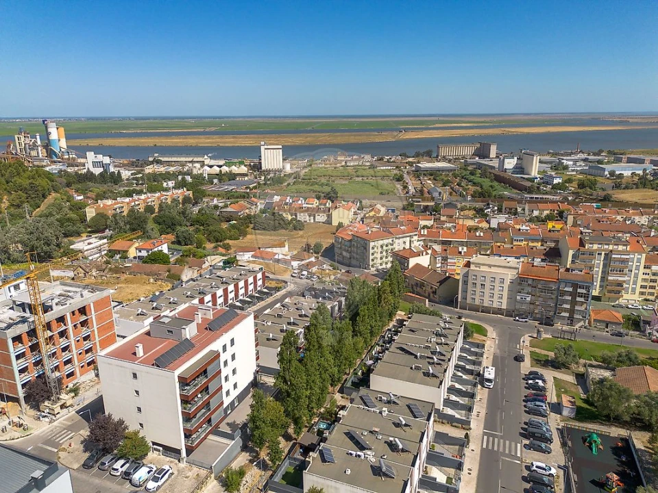 Apartamento T3 para Venda em Alverca do Ribatejo e Sobralinho Foto 14