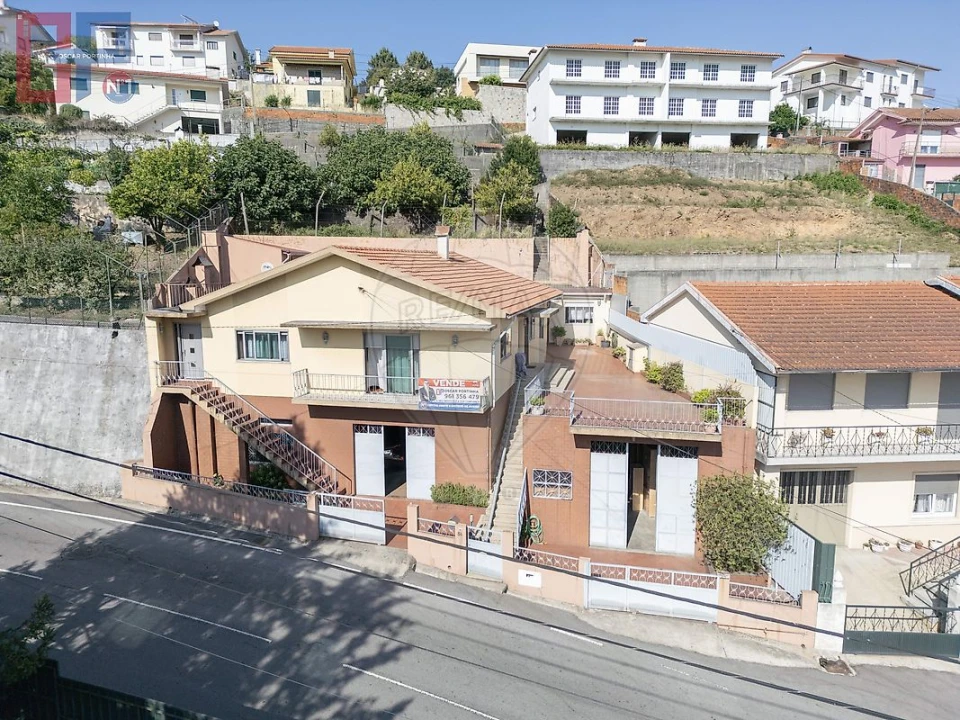 Moradia T4 para Venda em Vila Chã, Codal e Vila Cova de Perrinho Foto 6