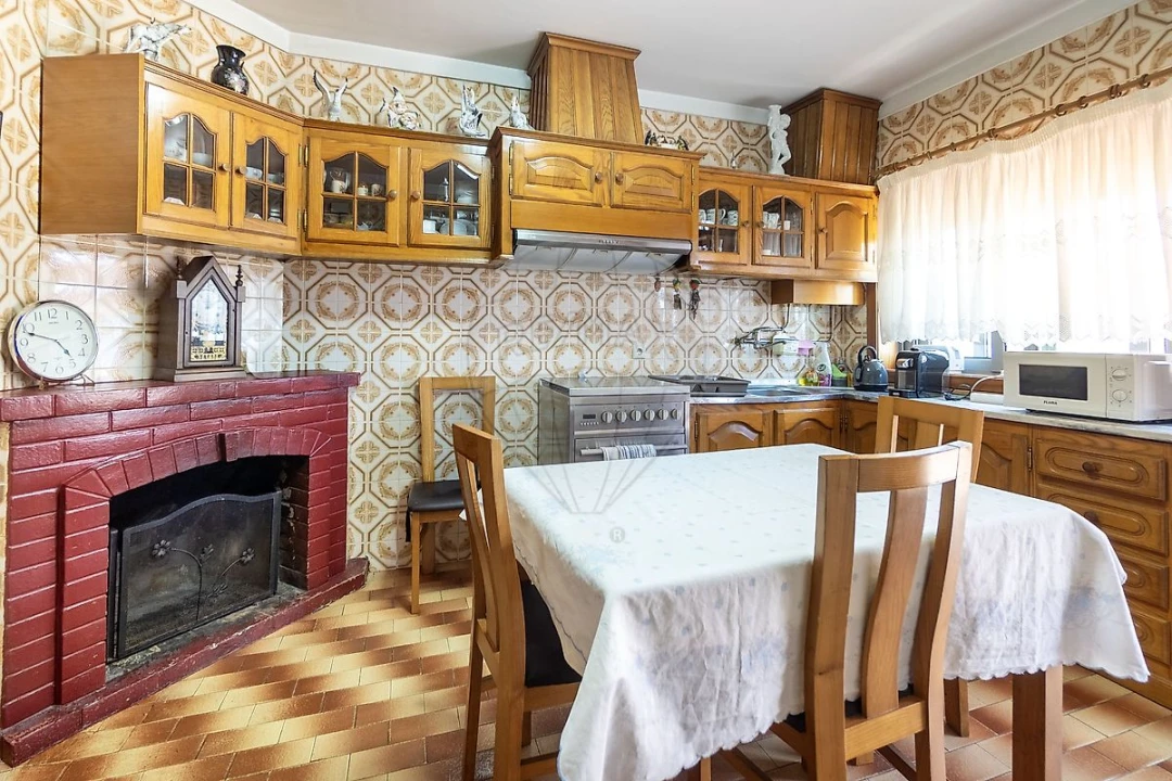 Moradia T4 para Venda em Vila Chã, Codal e Vila Cova de Perrinho Foto 26