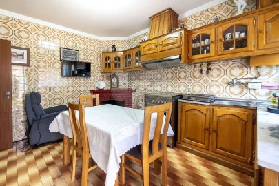 Moradia T4 para Venda em Vila Chã, Codal e Vila Cova de Perrinho