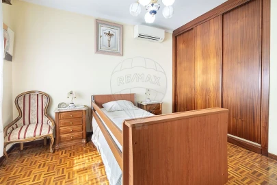 Moradia T4 para Venda em Vila Chã, Codal e Vila Cova de Perrinho