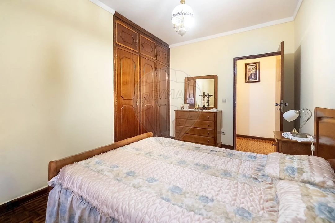 Moradia T4 para Venda em Vila Chã, Codal e Vila Cova de Perrinho Foto 16