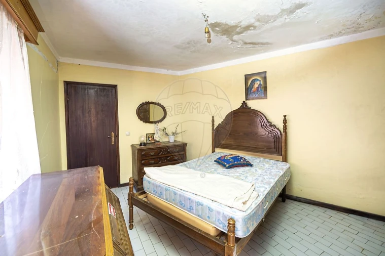 Moradia T4 para Venda em Vila Chã, Codal e Vila Cova de Perrinho Foto 36