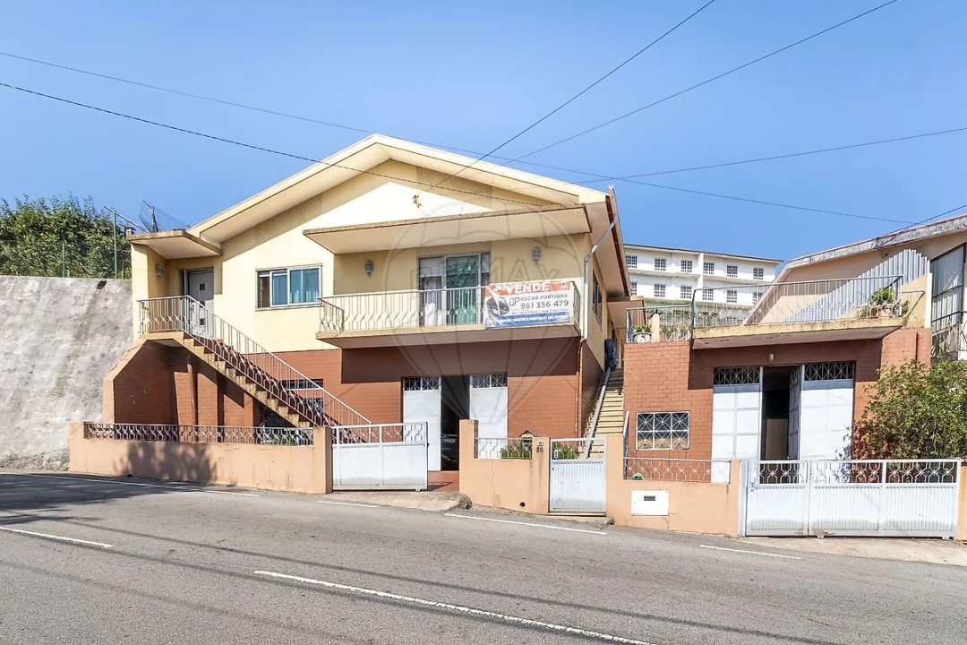 Moradia T4 para Venda em Vila Chã, Codal e Vila Cova de Perrinho Foto 42