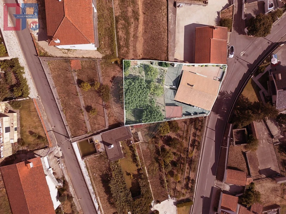 Moradia T4 para Venda em Vila Chã, Codal e Vila Cova de Perrinho Foto 2