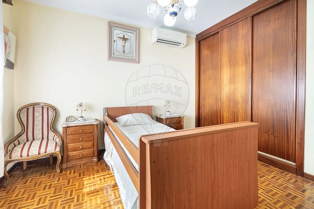 Moradia T4 para Venda em Vila Chã, Codal e Vila Cova de Perrinho Foto 14