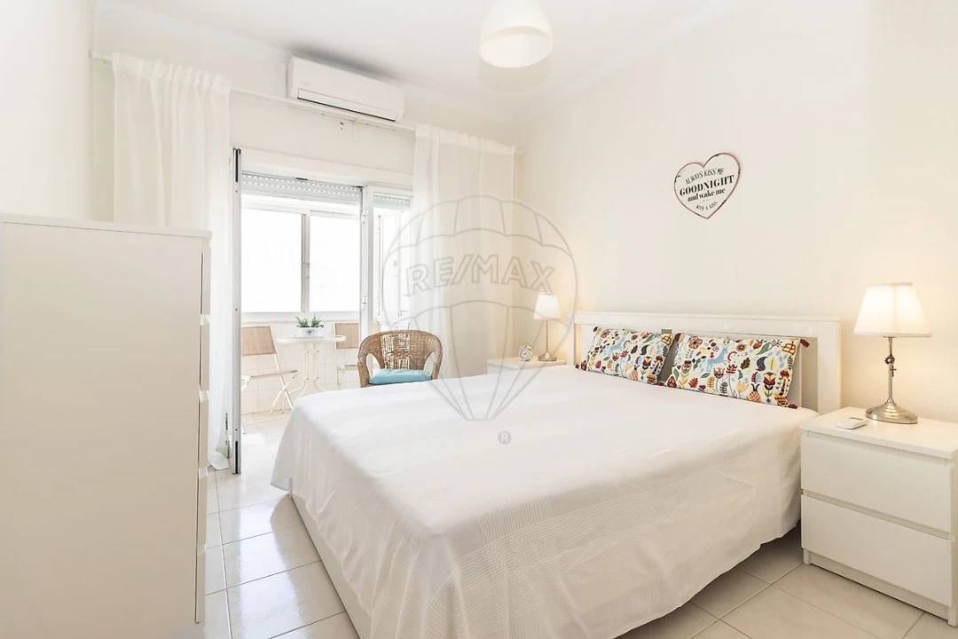 Apartamento T1 para Venda em Alto do Seixalinho, Santo André e Verderena Foto 1