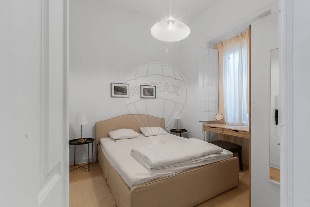 Apartamento T2 para Venda em Misericórdia Foto 17