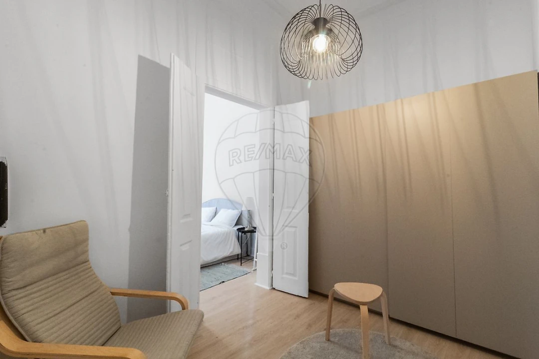 Apartamento T2 para Venda em Misericórdia Foto 5