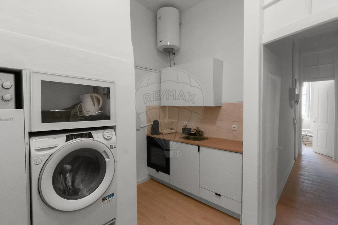 Apartamento T2 para Venda em Misericórdia Foto 9