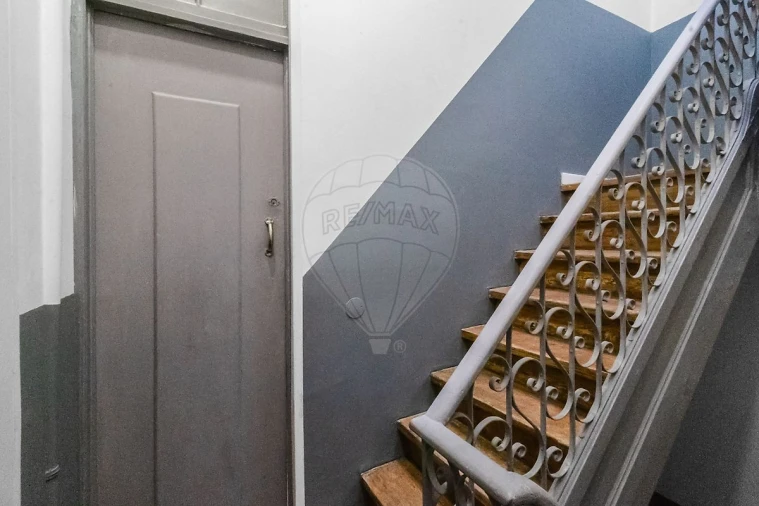 Apartamento T2 para Venda em Misericórdia Foto 11