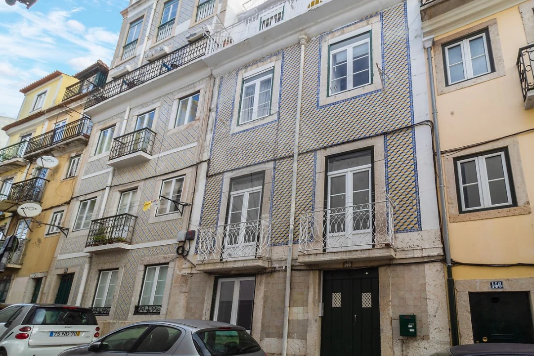 Apartamento T2 para Venda em Misericórdia Foto 2