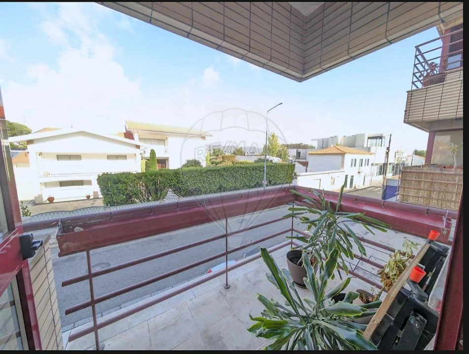 Apartamento T3 para Venda em Arcozelo Foto 3