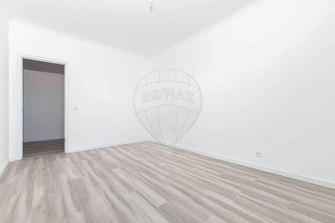 Apartamento T3 para Venda em Olhalvo Foto 18