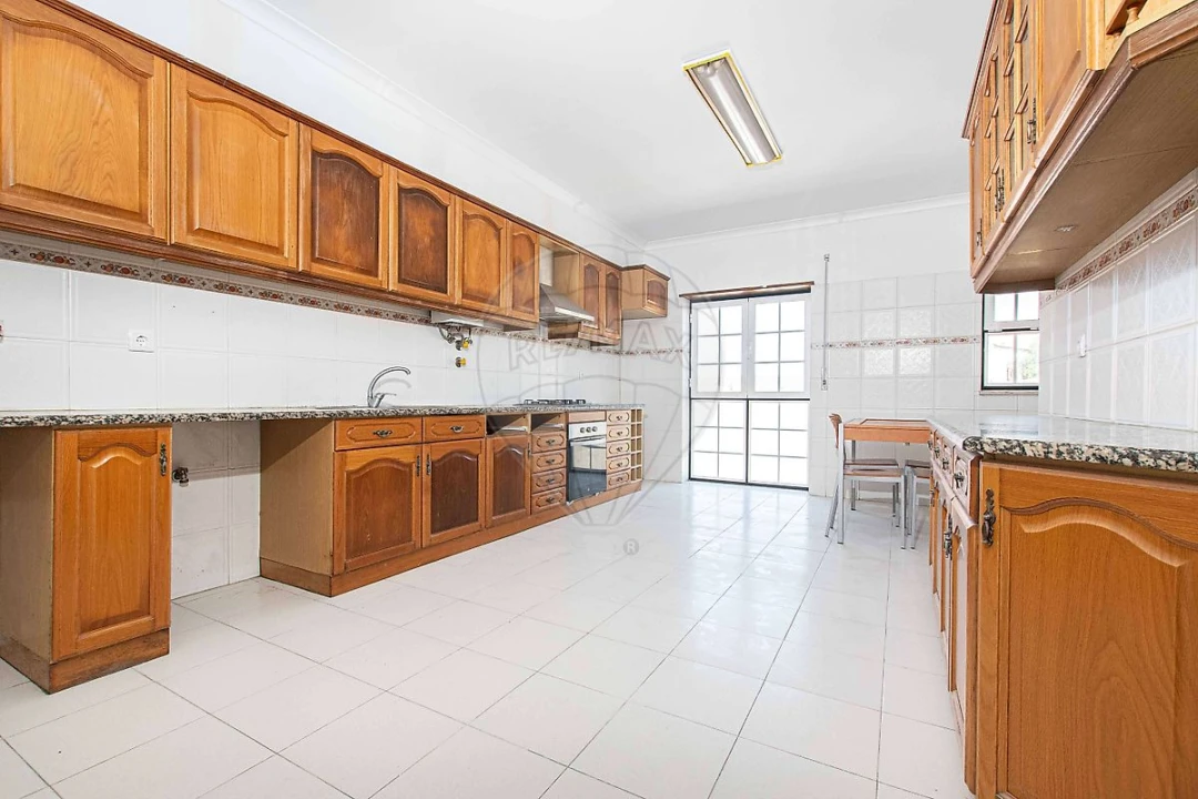 Apartamento T3 para Venda em Olhalvo Foto 4