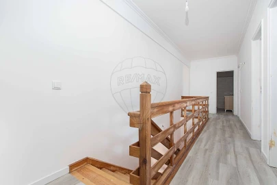 Apartamento T3 para Venda em Olhalvo