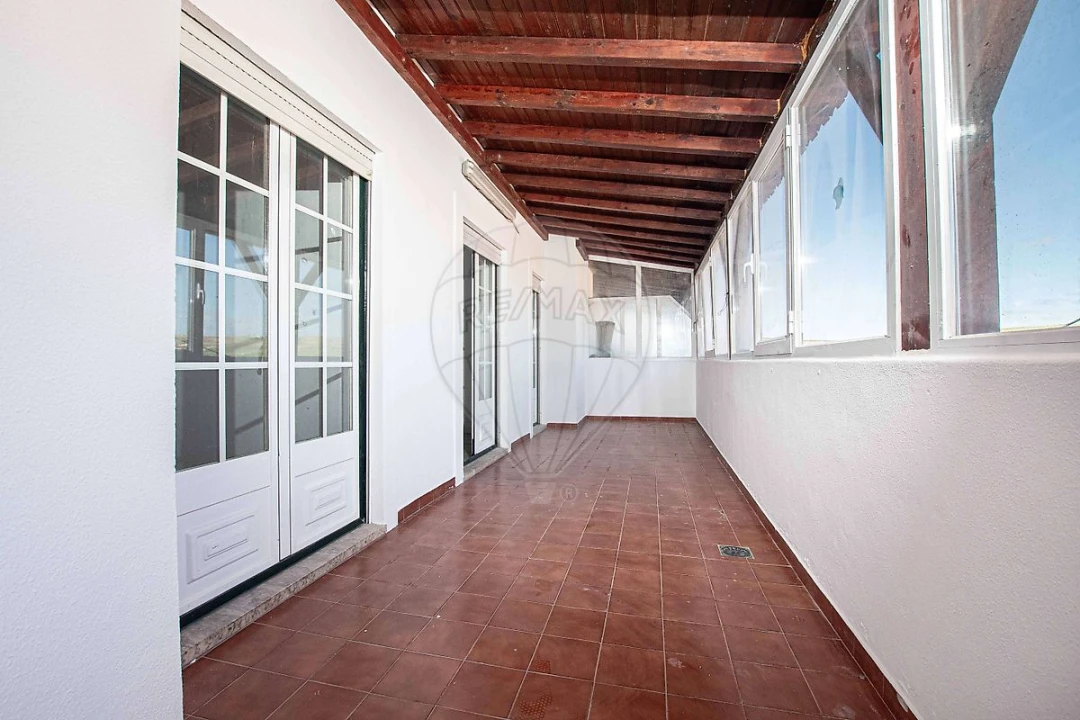 Apartamento T3 para Venda em Olhalvo Foto 13