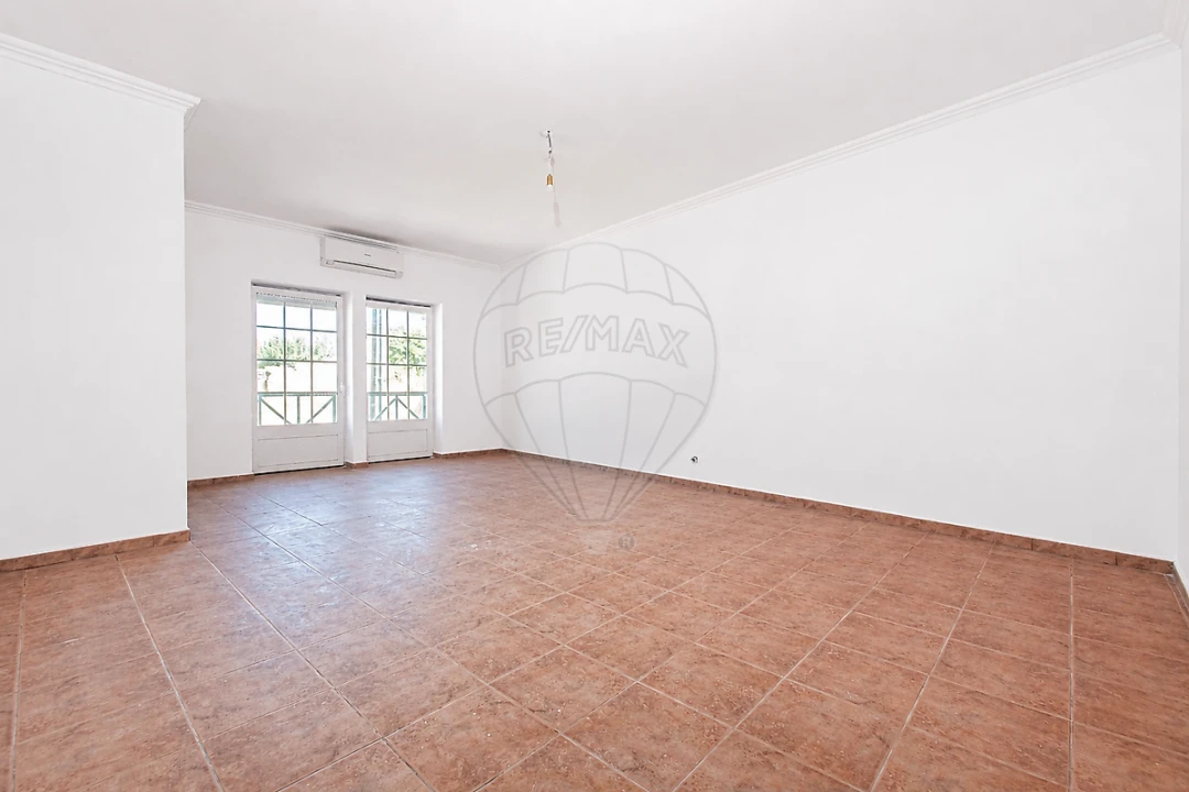 Apartamento T3 para Venda em Olhalvo Foto 22