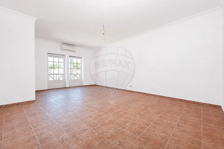 Apartamento T3 para Venda em Olhalvo Foto 22