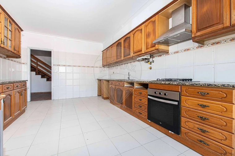 Apartamento T3 para Venda em Olhalvo Foto 6