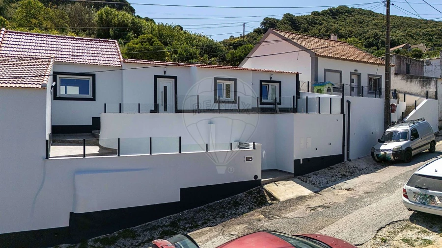 Moradia T3 para Venda em Meca Foto 4