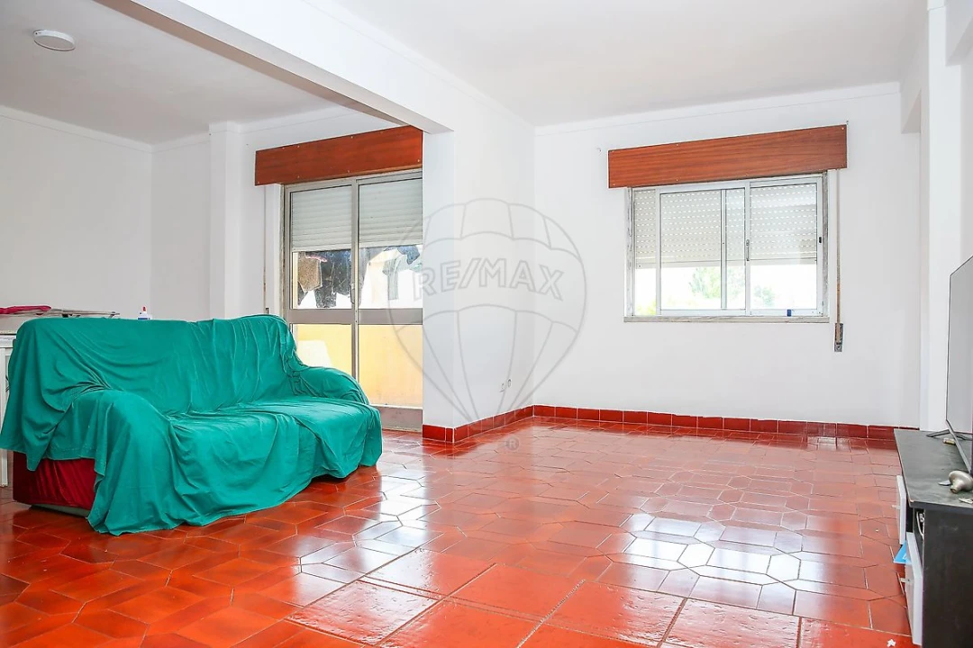 Apartamento T3 para Venda em Arruda dos Vinhos Foto 18