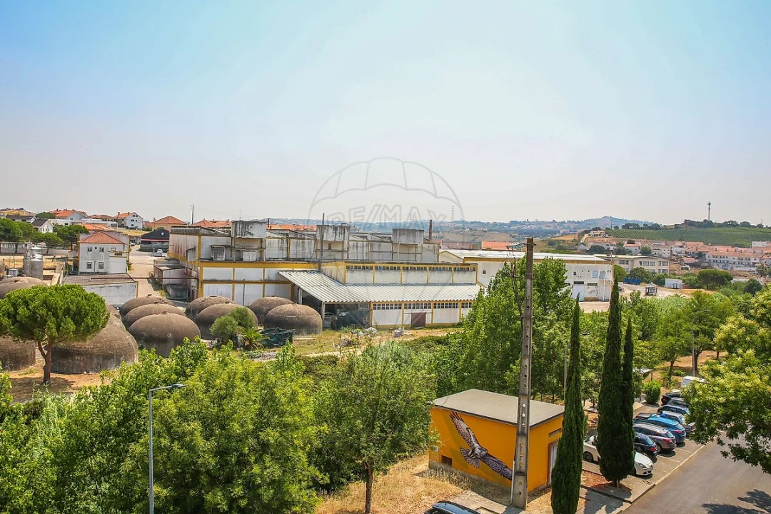 Apartamento T3 para Venda em Arruda dos Vinhos Foto 25