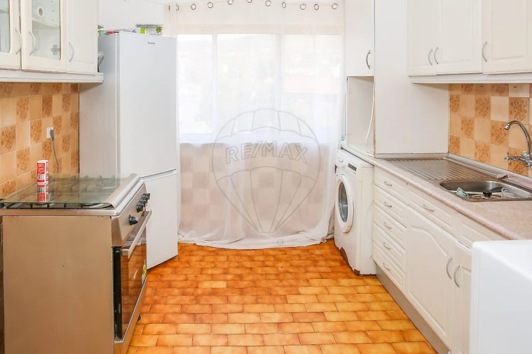Apartamento T3 para Venda em Arruda dos Vinhos Foto 23