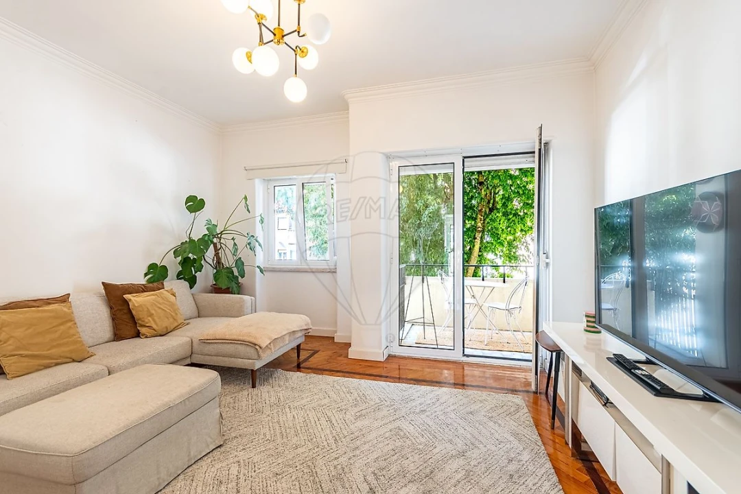Apartamento T2 para Venda em Venteira Foto 7