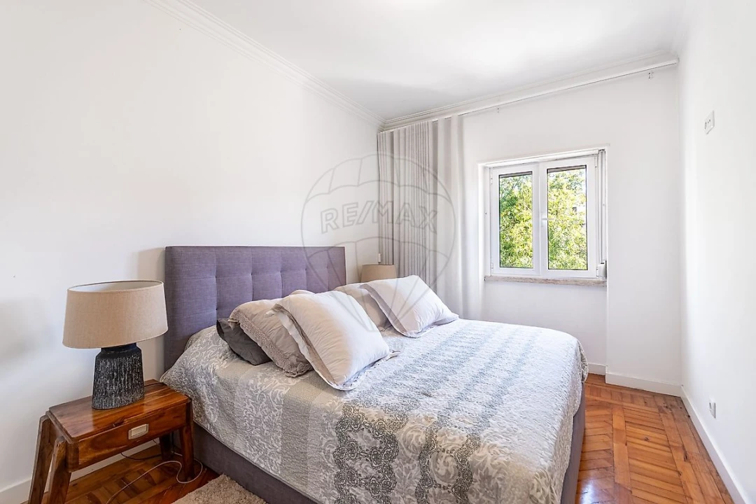 Apartamento T2 para Venda em Venteira Foto 4