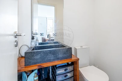 Apartamento T2 para Venda em Venteira