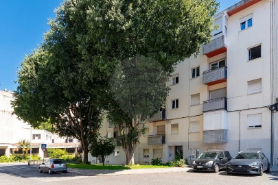 Apartamento T2 para Venda em Venteira