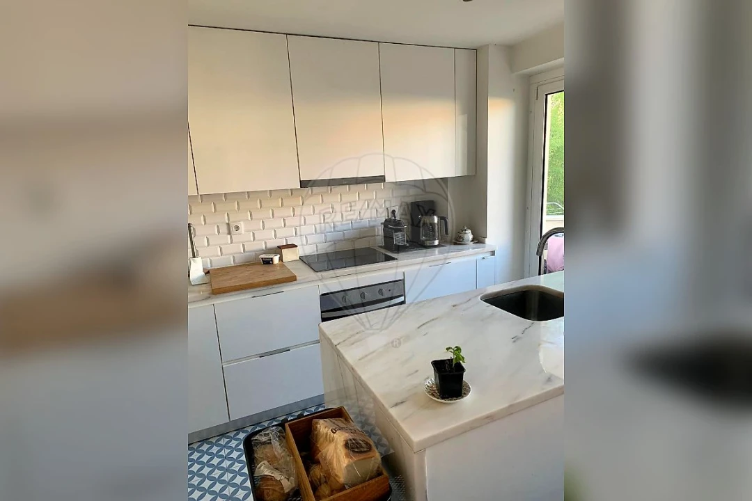 Apartamento T2 para Venda em Venteira Foto 1