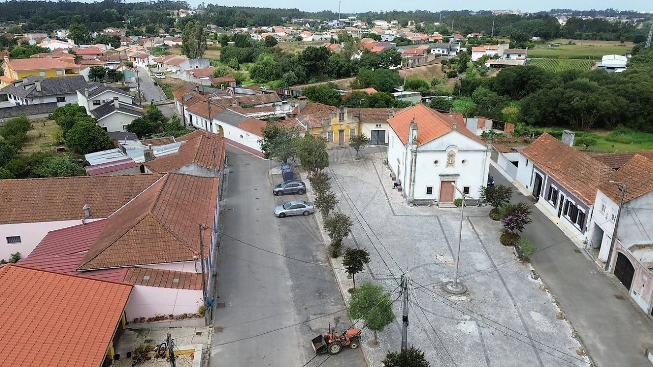 Moradia T3 para Venda em Eixo e Eirol Foto 3