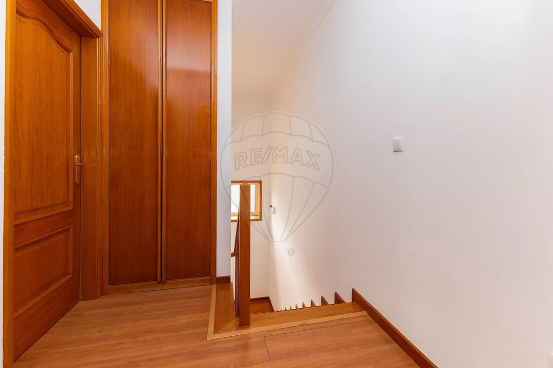Apartamento T2 para Arrendamento em Recezinhos (São Martinho) Foto 17