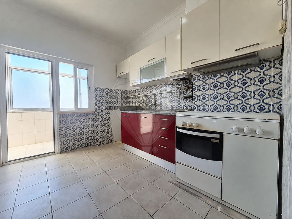 Apartamento T3 para Venda em Póvoa de Santa Iria e Forte da Casa Foto 4