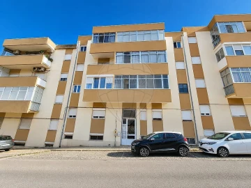 Apartamento T3 para Venda em Póvoa de Santa Iria e Forte da Casa